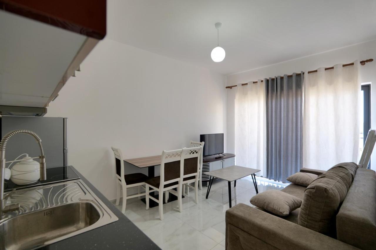 Arijons Apartments Саранде Екстериор снимка